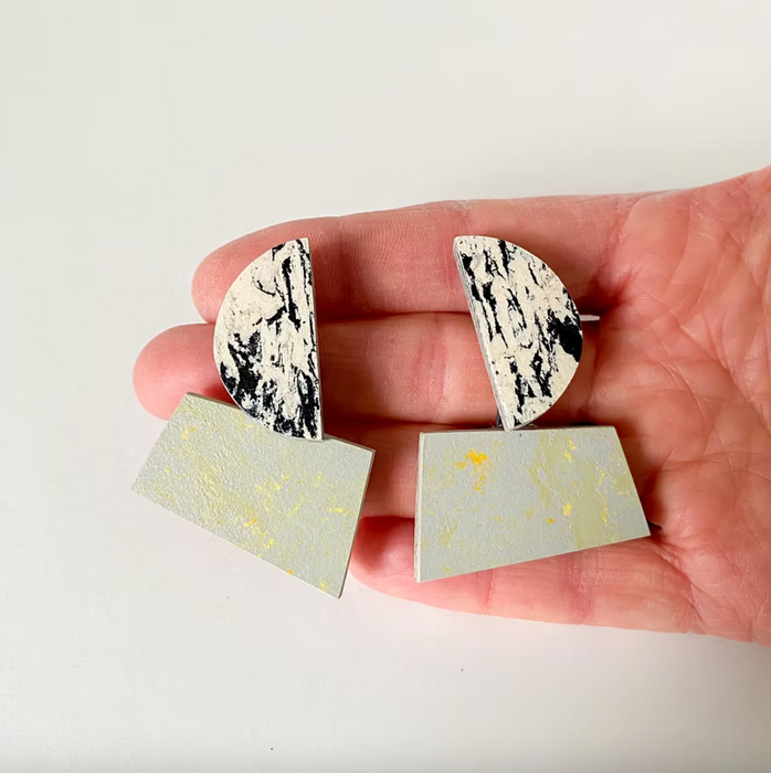 Flyta Earrings
