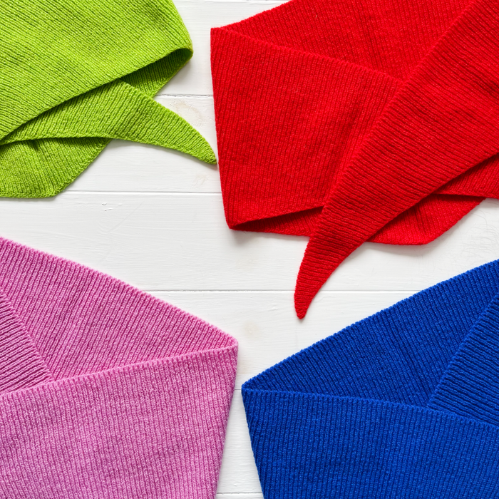 Lambswool neckerchief - Red