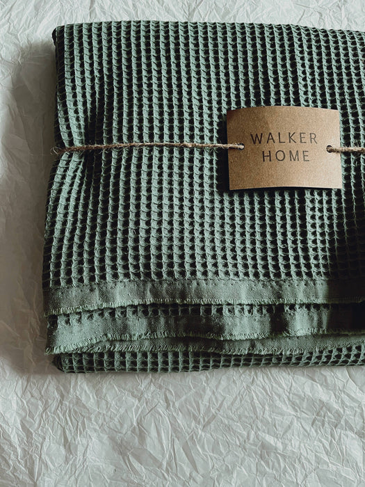 Facecloth  in Moss Waffle Cotton