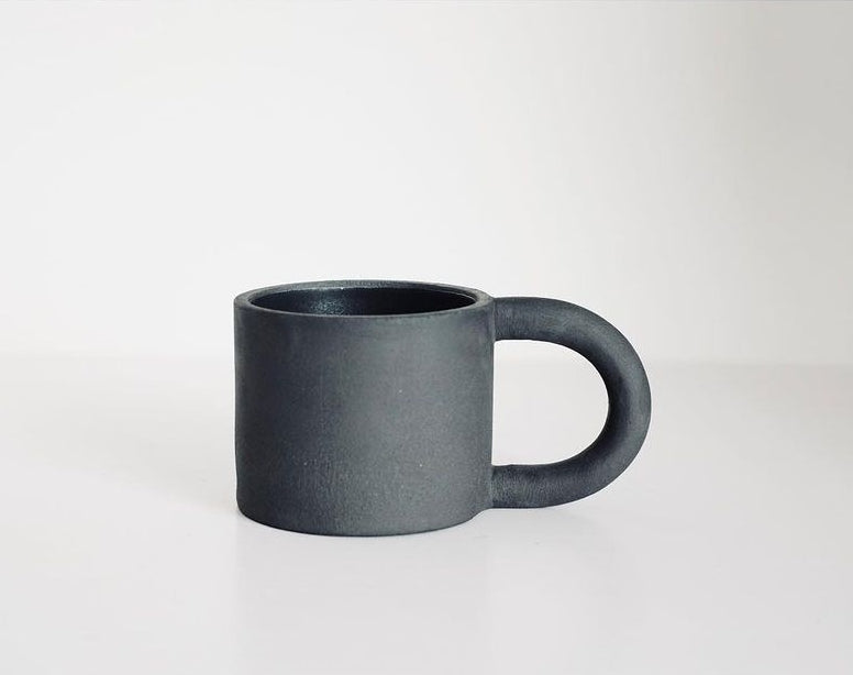 Chunky Handled Clay Mug - Black