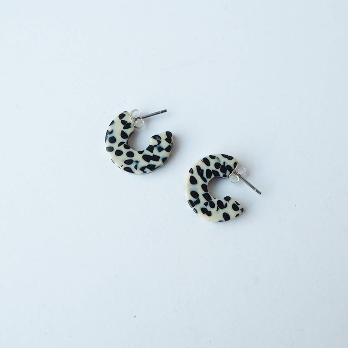 Marble Terrazzo Super Mini Acetate Resin Hoop Earrings black