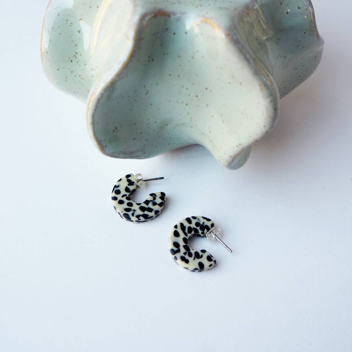 Marble Terrazzo Super Mini Acetate Resin Hoop Earrings black