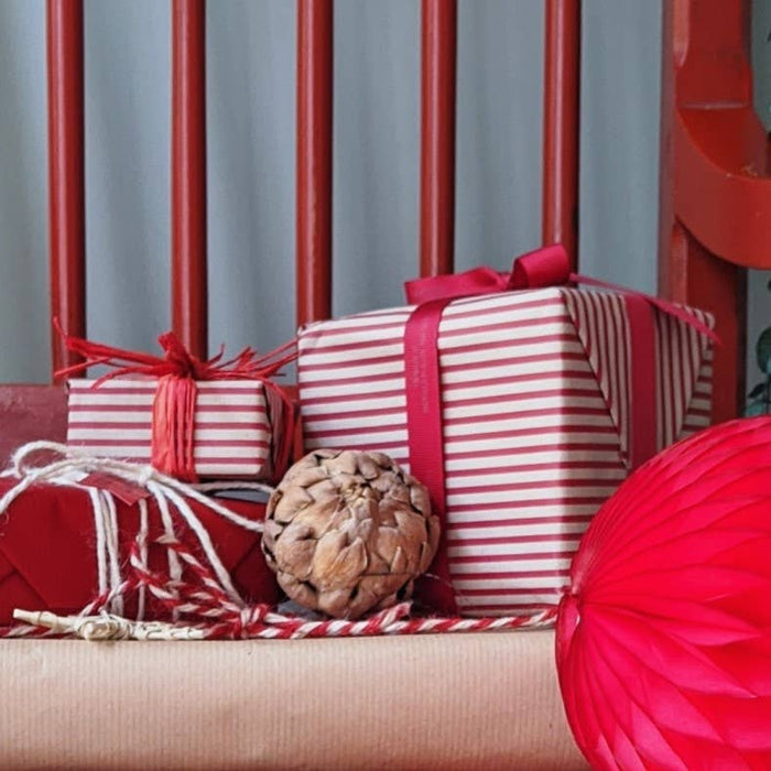 Red Stripe Kraft Wrap - 3m