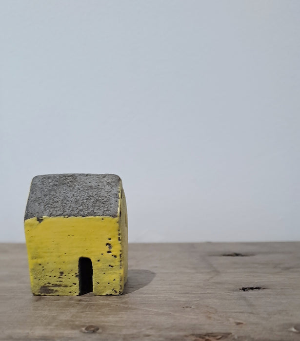 Tiny Ceramic House A/W25