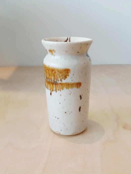 KJA Wee Vase Caramel