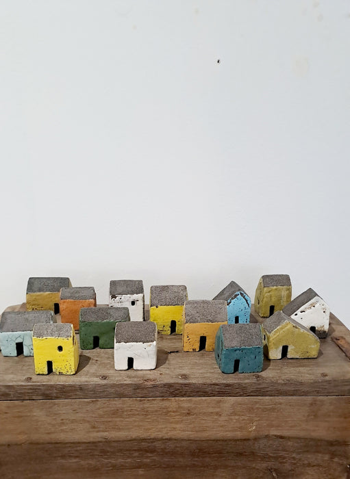Tiny Ceramic House A/W25